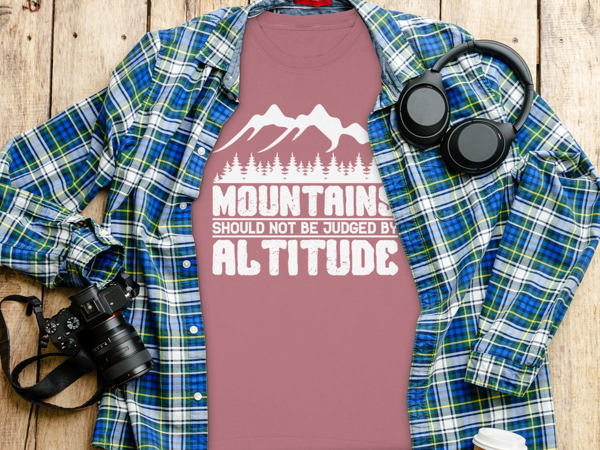 Mountains Should Not Be Judged By Altitude Graphic Long Sleeve T-Shirt