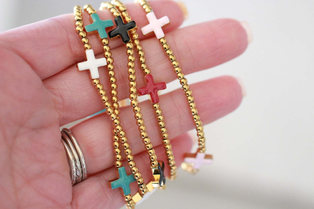 Faith Bracelet 18k Gold Non Tarnish