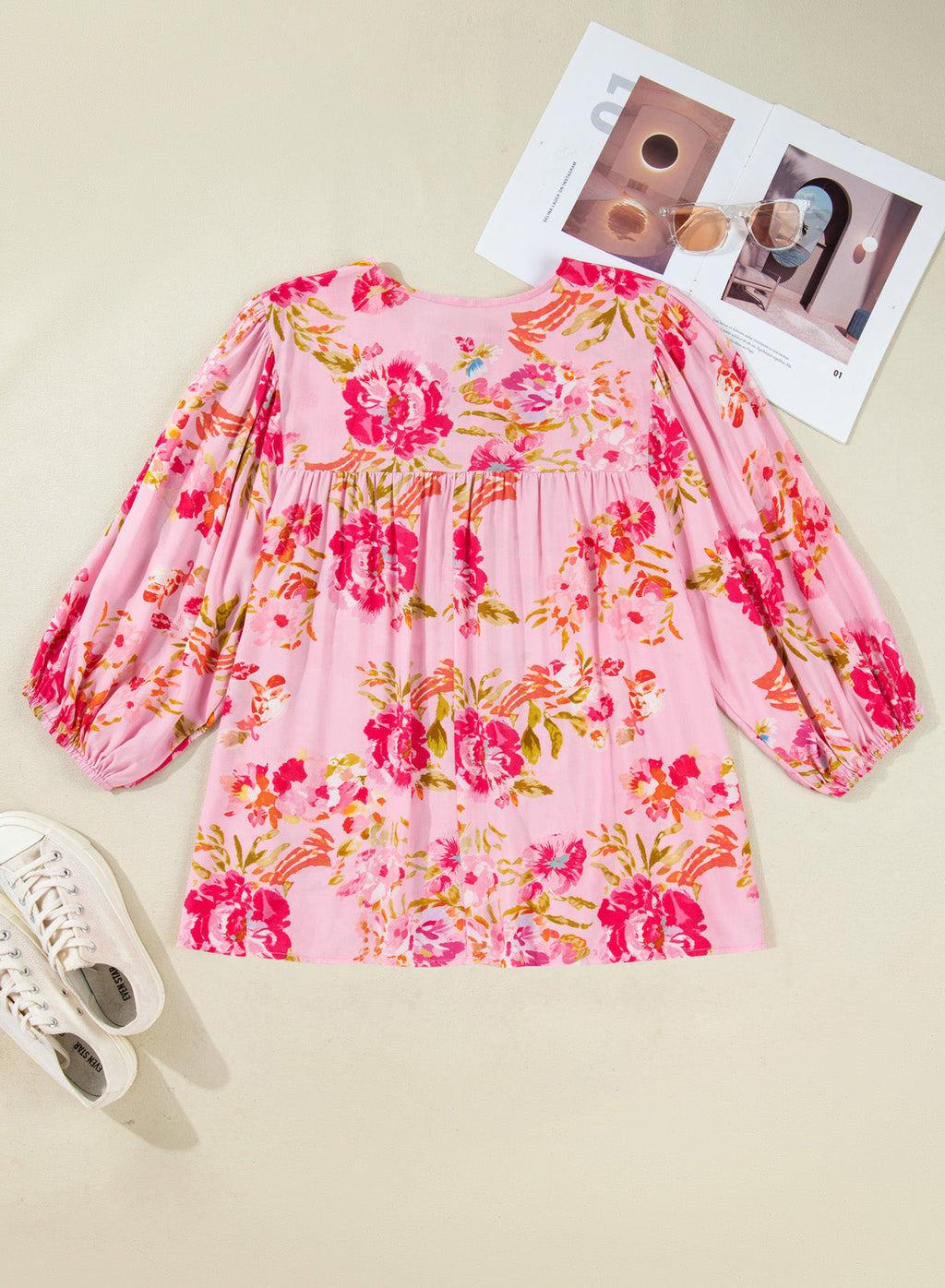 Plus Size Floral Tie V-Neck Puff Sleeve Top