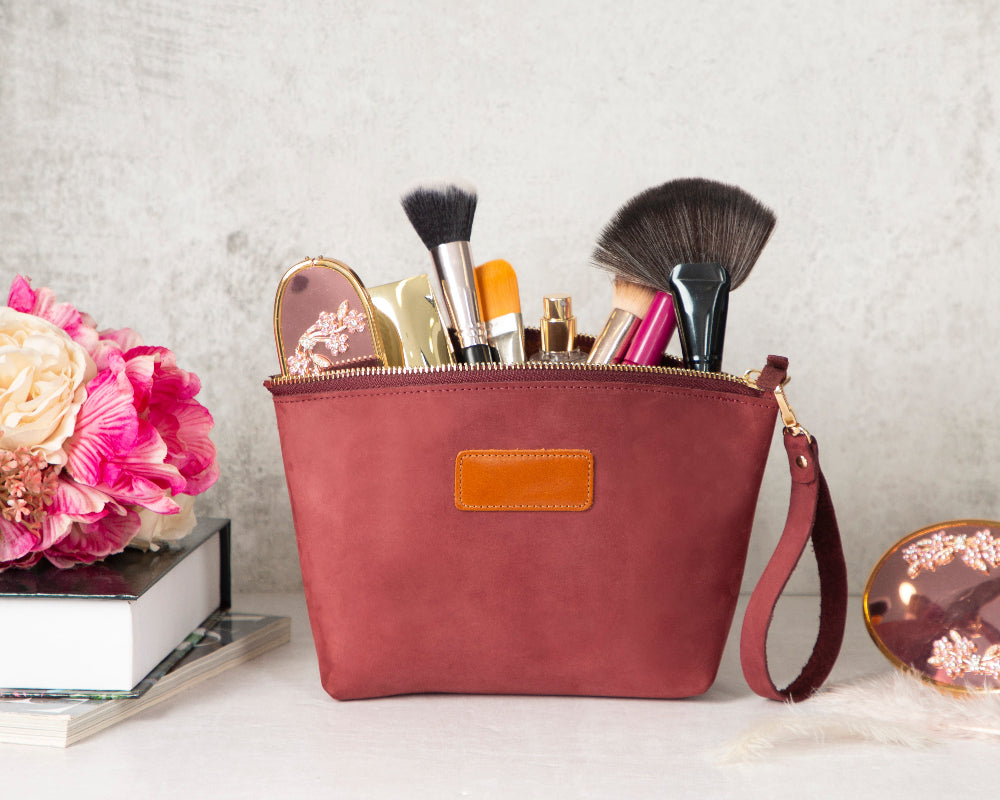 Luna Leather Makeup Bag – Genuine Leather Toiletry & Dopp Kit for Men & Women for Travel Elegance | Minimal & Handcrafted