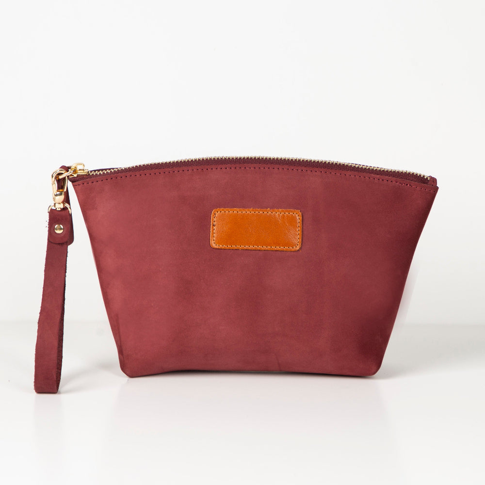 Luna Leather Makeup Bag – Genuine Leather Toiletry & Dopp Kit for Men & Women for Travel Elegance | Minimal & Handcrafted