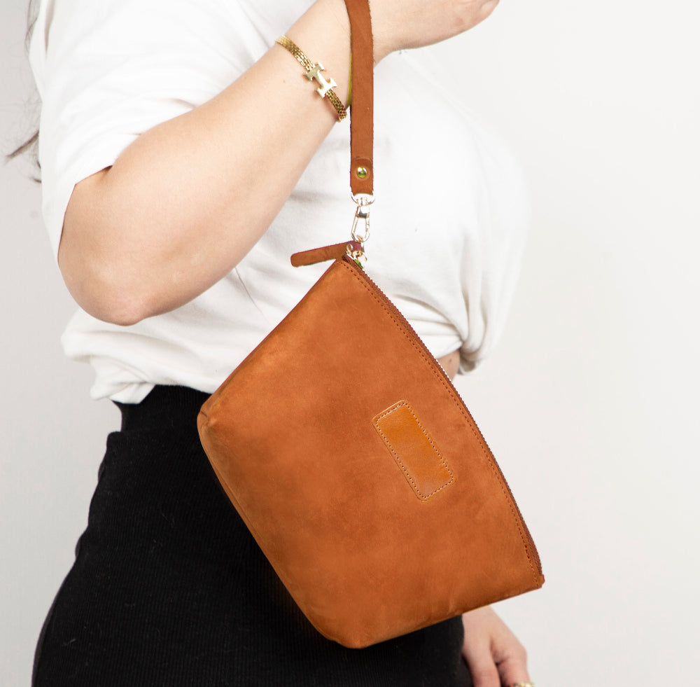 Luna Leather Makeup Bag – Genuine Leather Toiletry & Dopp Kit for Men & Women for Travel Elegance | Minimal & Handcrafted