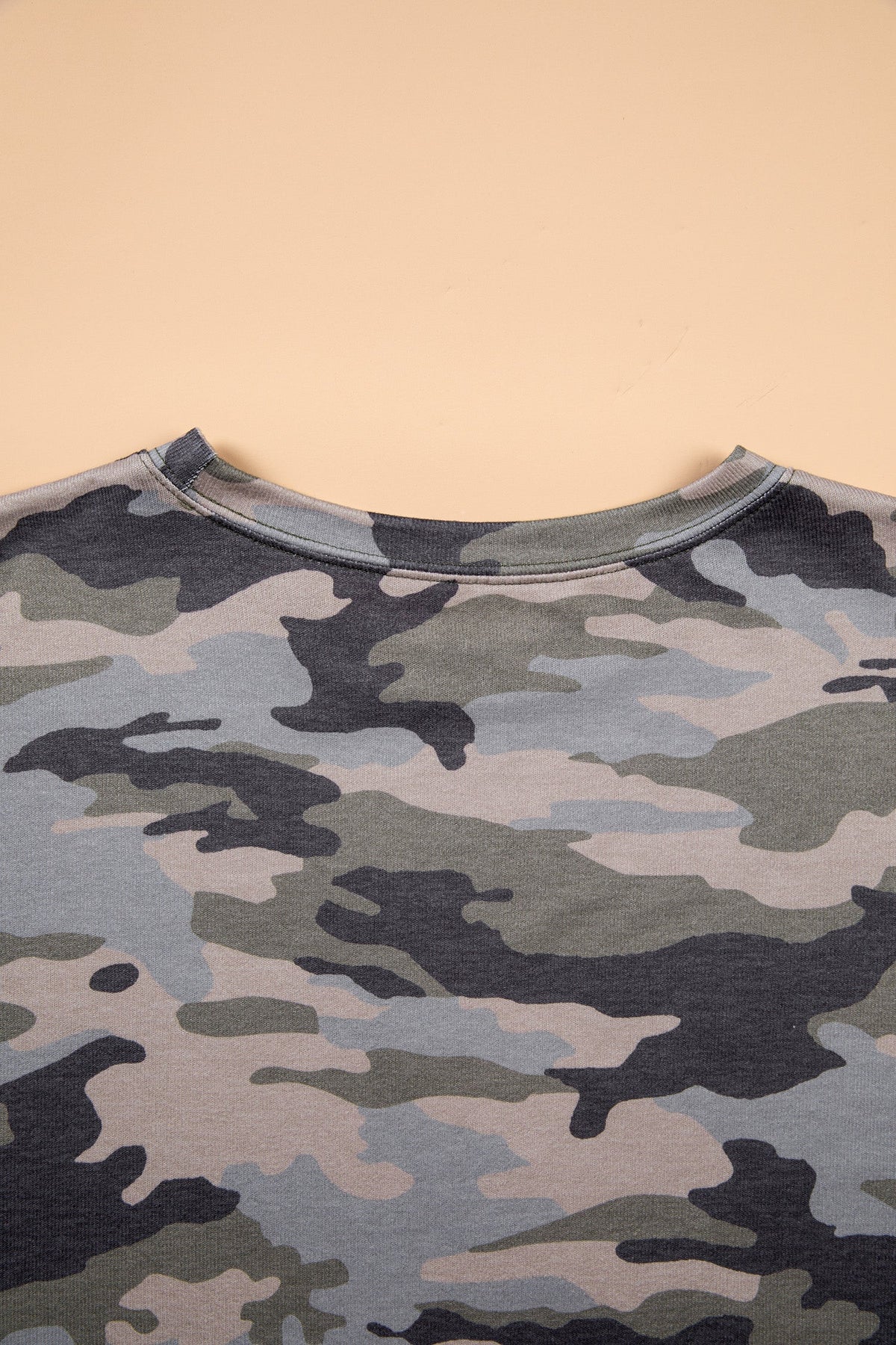 Plus Size Camo Crew Neck Long Sleeve Sweatshirt