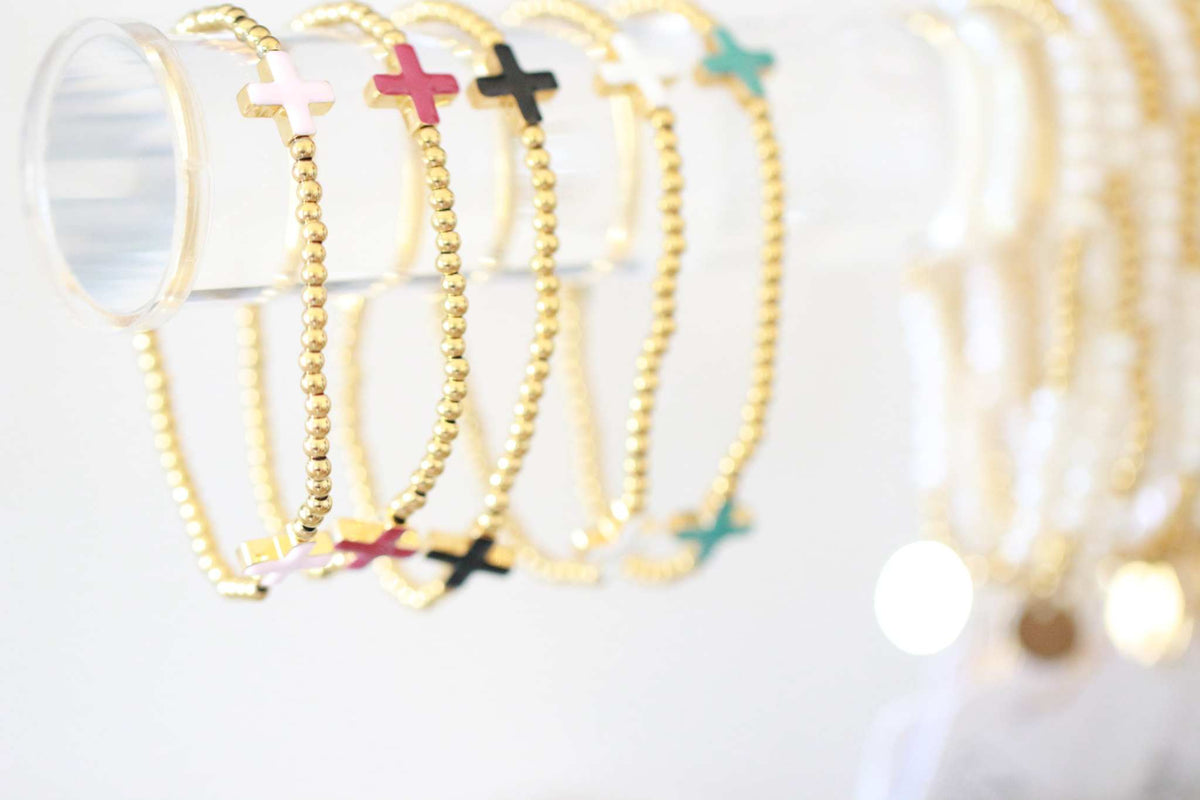 Faith Bracelet 18k Gold Non Tarnish