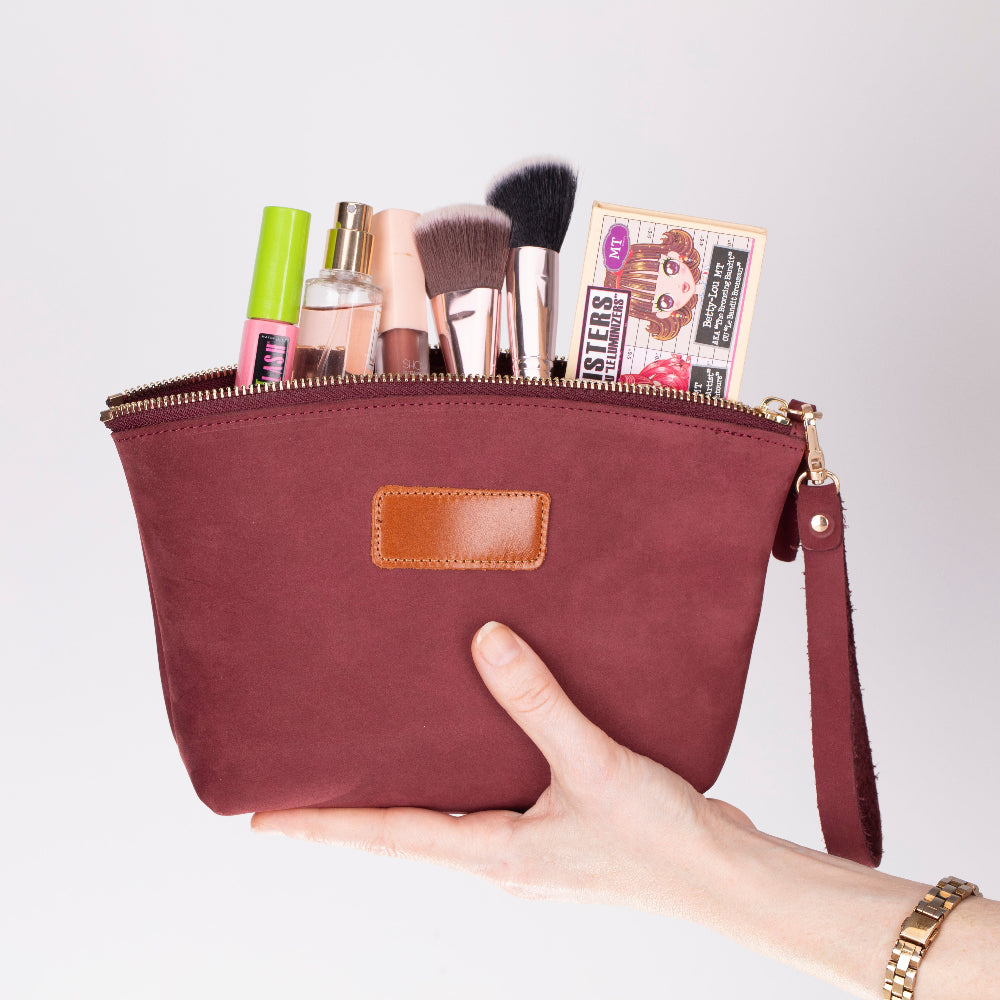 Luna Leather Makeup Bag – Genuine Leather Toiletry & Dopp Kit for Men & Women for Travel Elegance | Minimal & Handcrafted