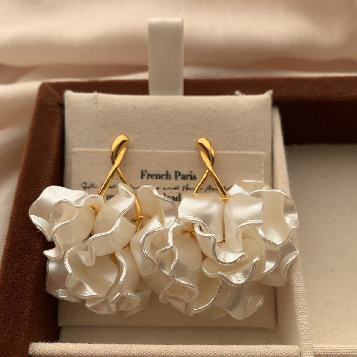 Flower Simple Elegance Retro Elegant Natural Soft Earrings