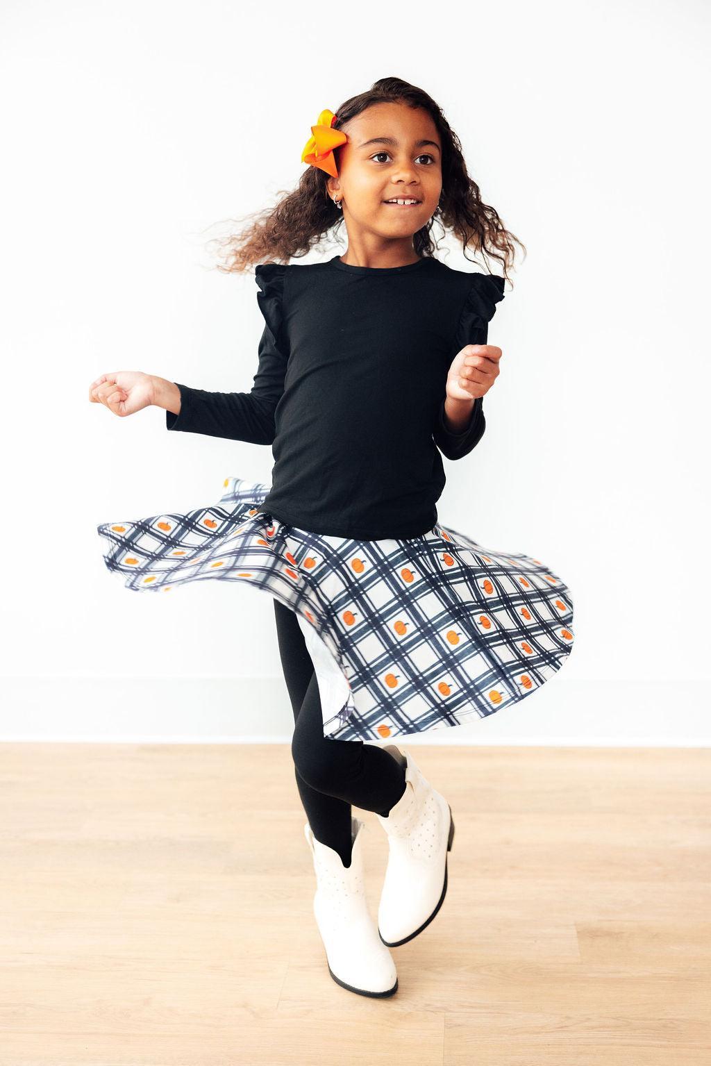 Plaid Pumpkins Twirl Skegging