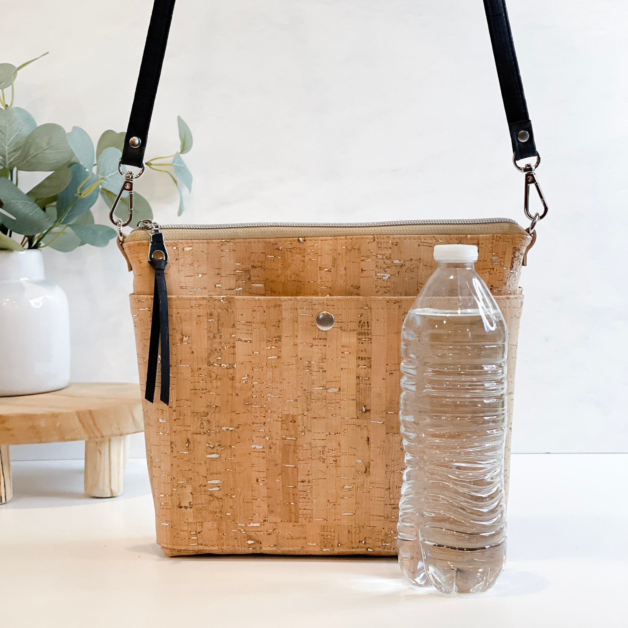 VISIONARY cross body bag | SILVER