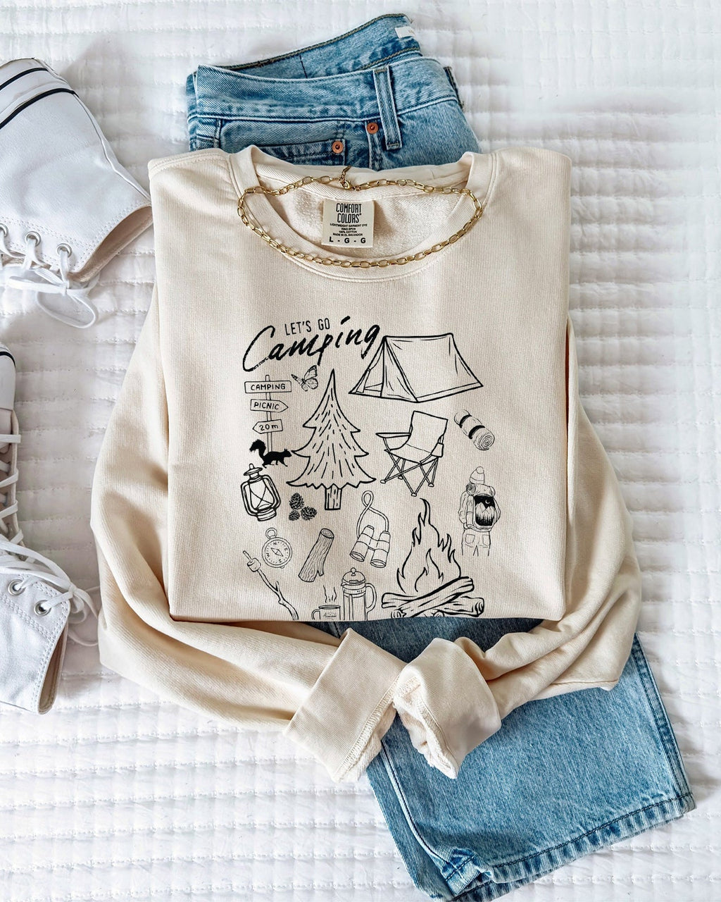Sketched Mountain Nature Comfort Colors Garment-Dyed Sweatshirt – Camping & Hiking Outdoor Graphic