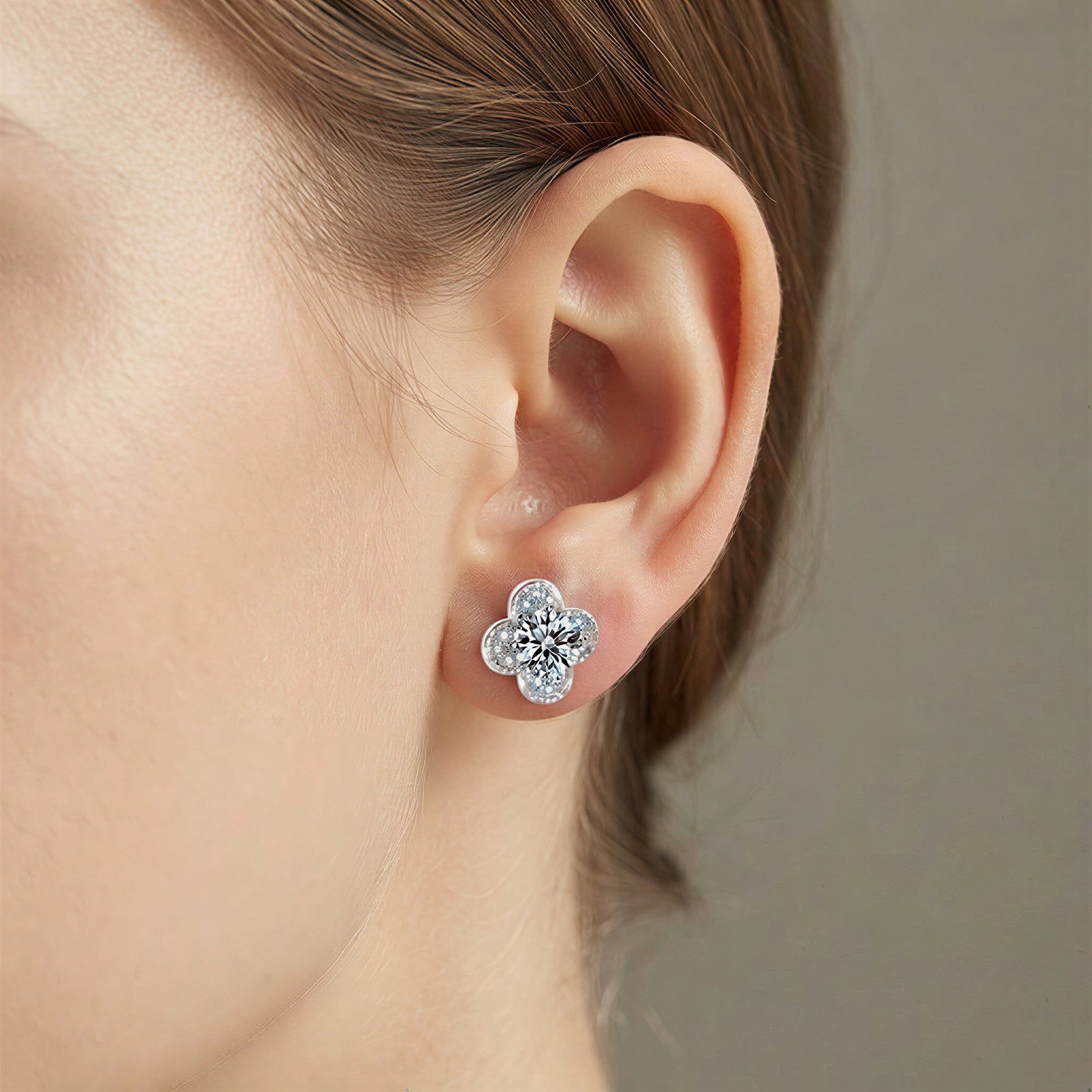 S925 Moissanite Clover Stud Earrings, Sterling Silver Minimalist Earrings Jewelry