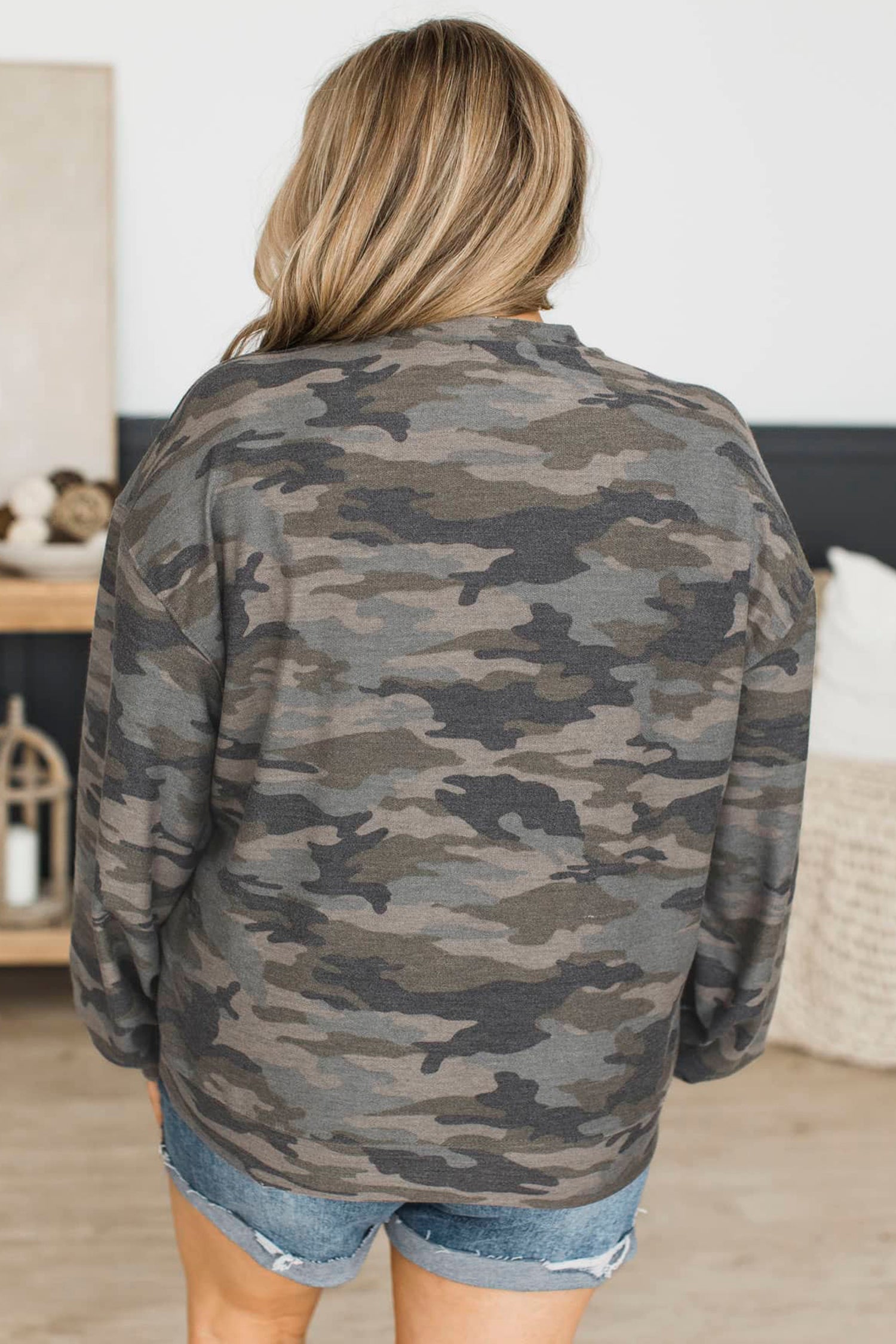 Plus Size Camo Crew Neck Long Sleeve Sweatshirt