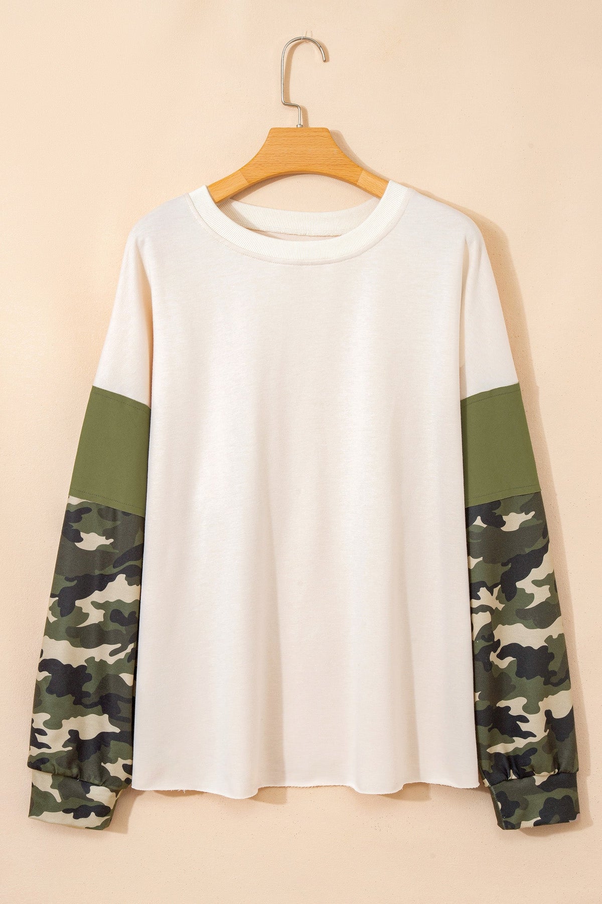 Plus Size Camo Patchwork Raw Hem Sweatshirt