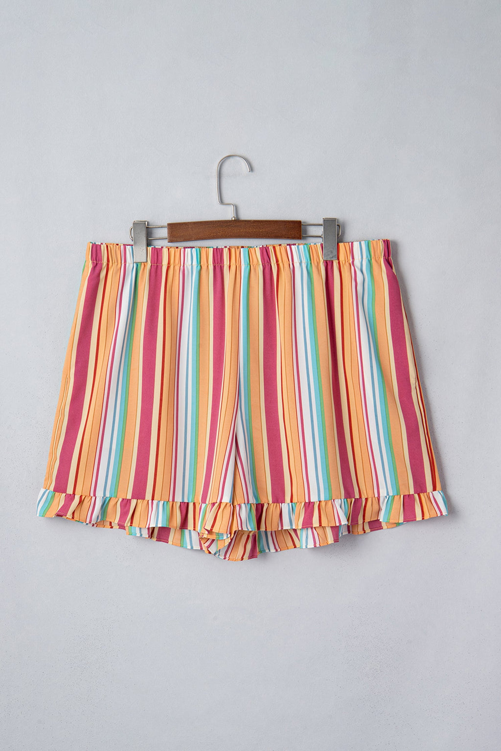 Plus Size Stripe Elastic Waist Ruffle Hem Shorts