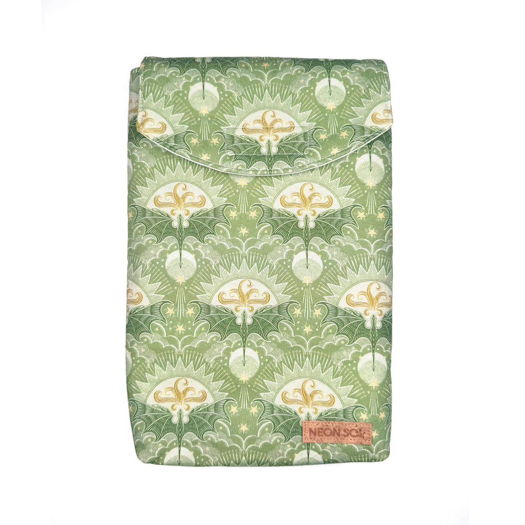 Book Sleeve | green dragons