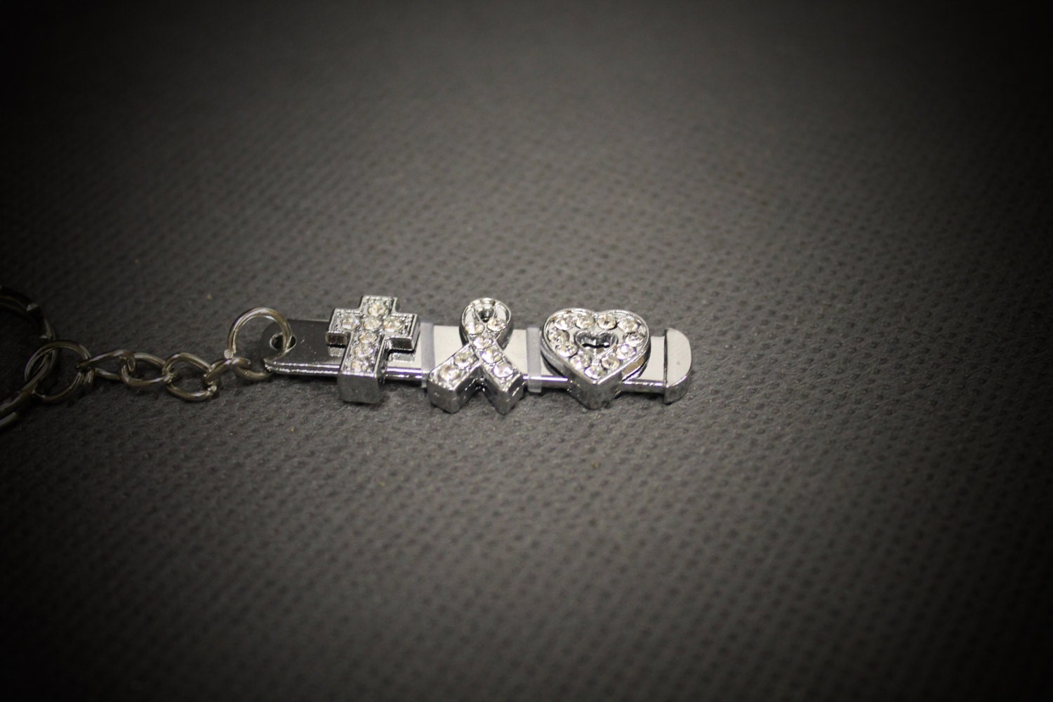 Faith Hope Love Slide Charm Keyring; Gift For Her; Gift for Mom; Girlfriend Gift; Gift for Teen; Bible Verse Jewelry; 1 Cor 13 Jewelry