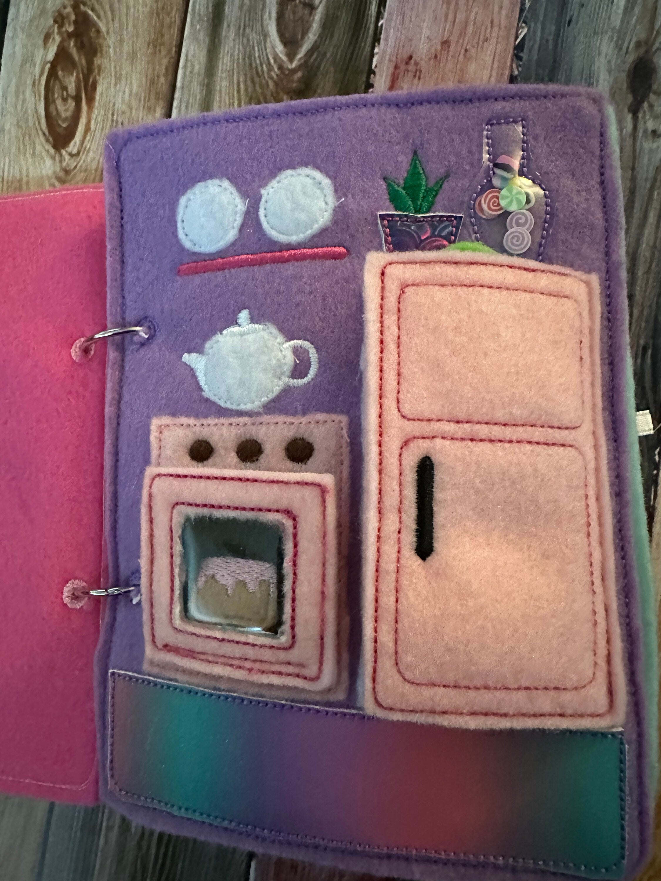 Felt Dollhouse Quiet Book - Toddler Quiet Activity Toy - Educational Gift For Girls - Learning Toy - Unpaper Doll