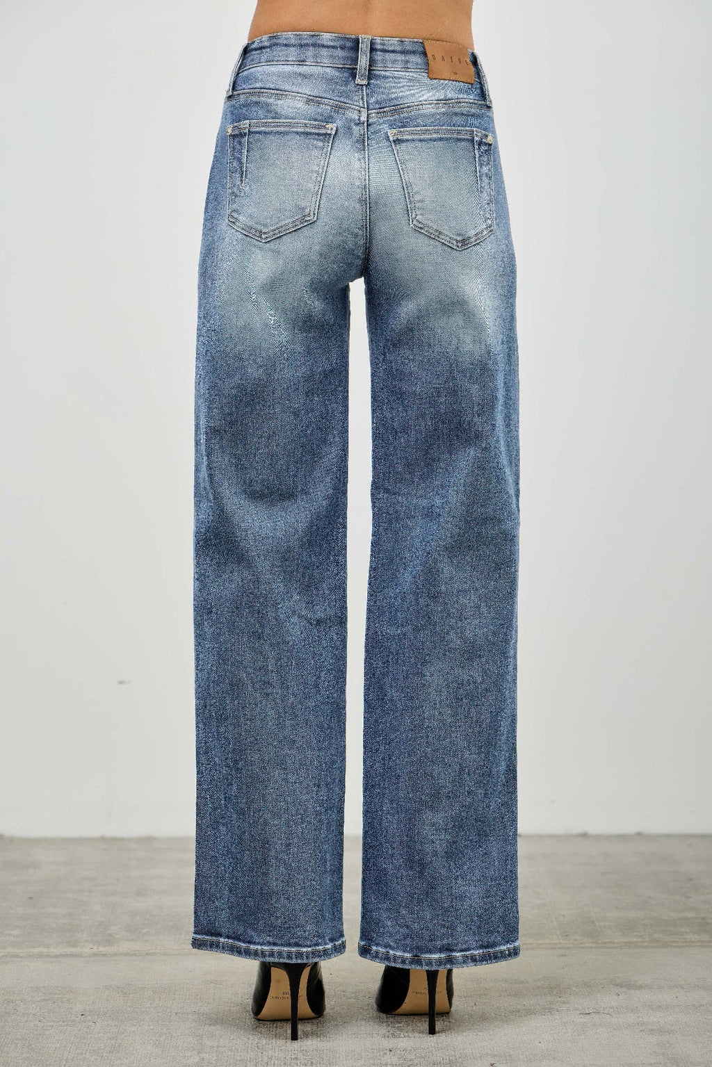 Women's Mid Rise Straight Leg Pintuck Denim Jean Pants