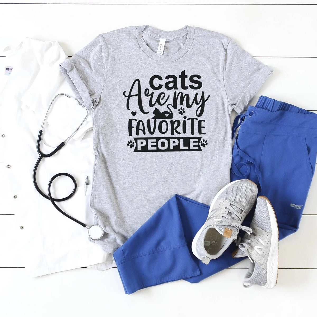 Cats are my favorite people T-shirt